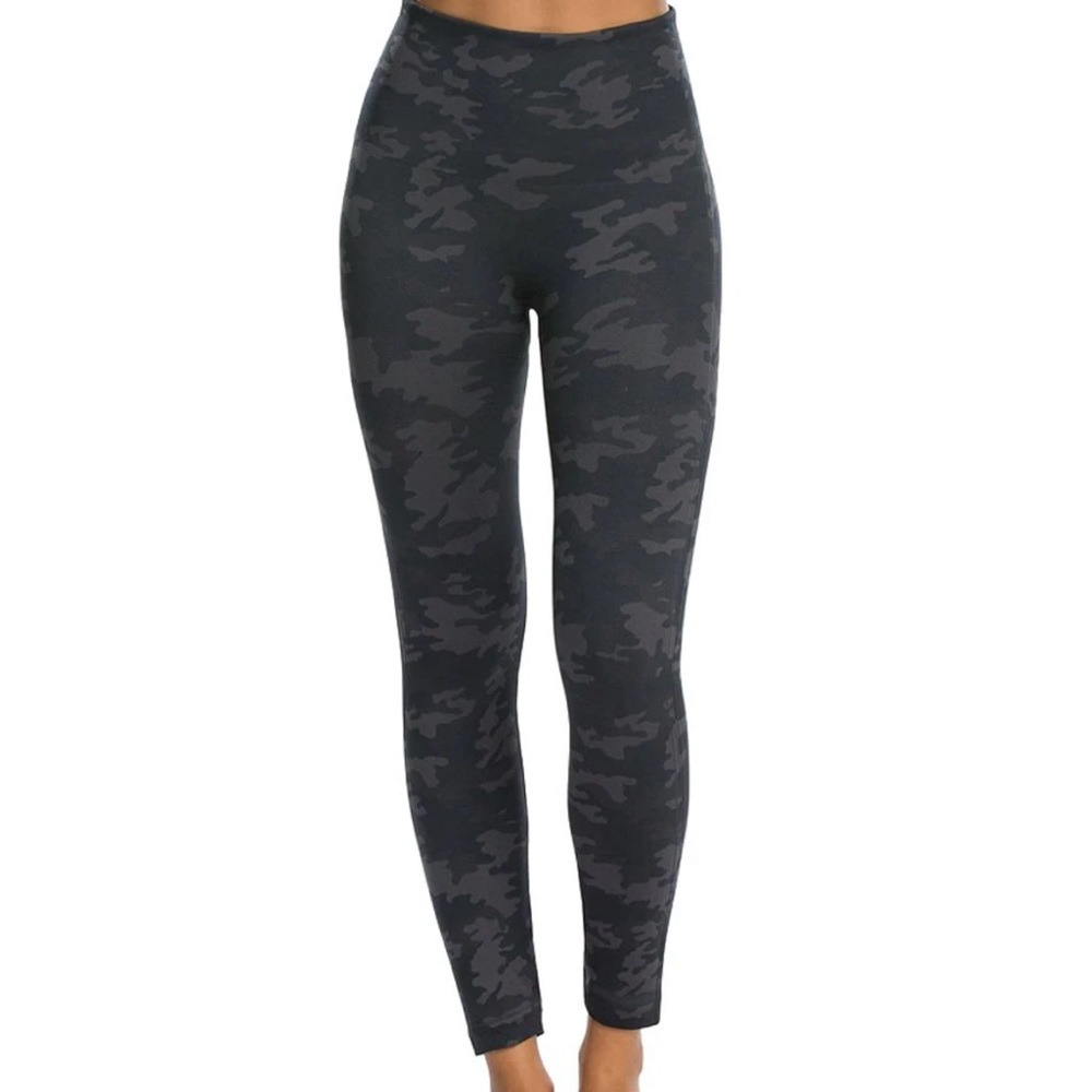 Spanx seamless camo leggings